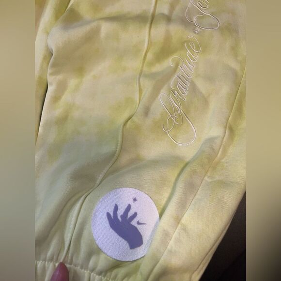 NIKE Tie dye Gratitude Tenacity Kindness Creativity Sweatpants Plus Size 3XL NWT - Picture 2 of 9